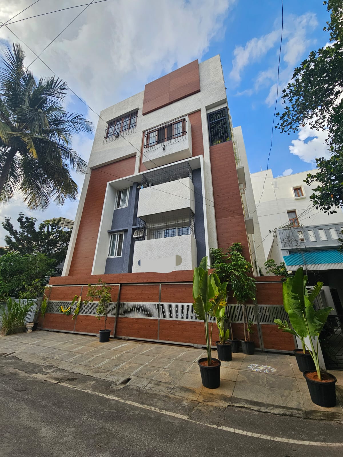 2 BHK in HSR Layout