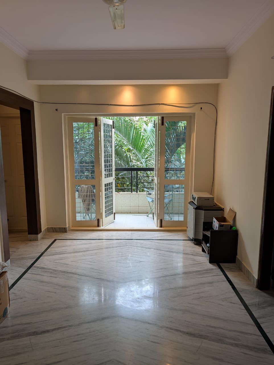 Flat in Indiranagar