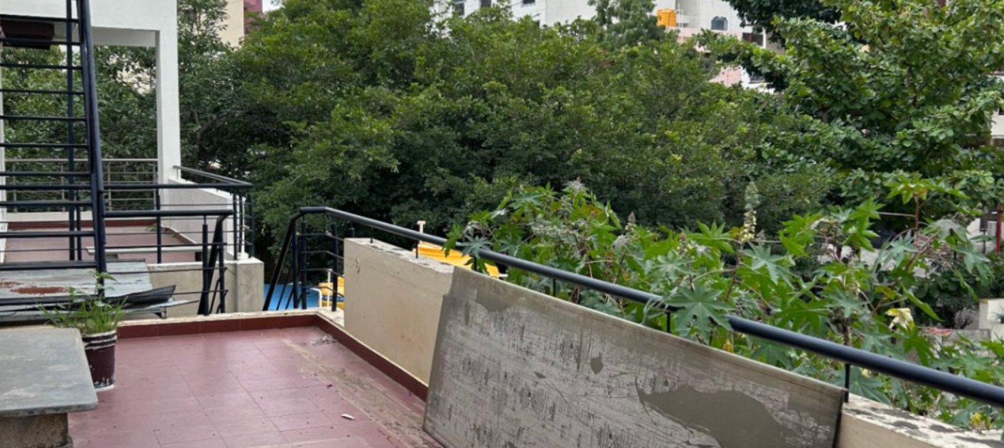 Flat in Bangalore photo 2