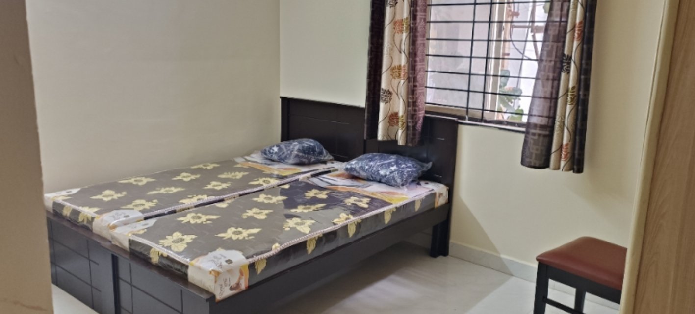 2 BHK in HSR Layout photo 4