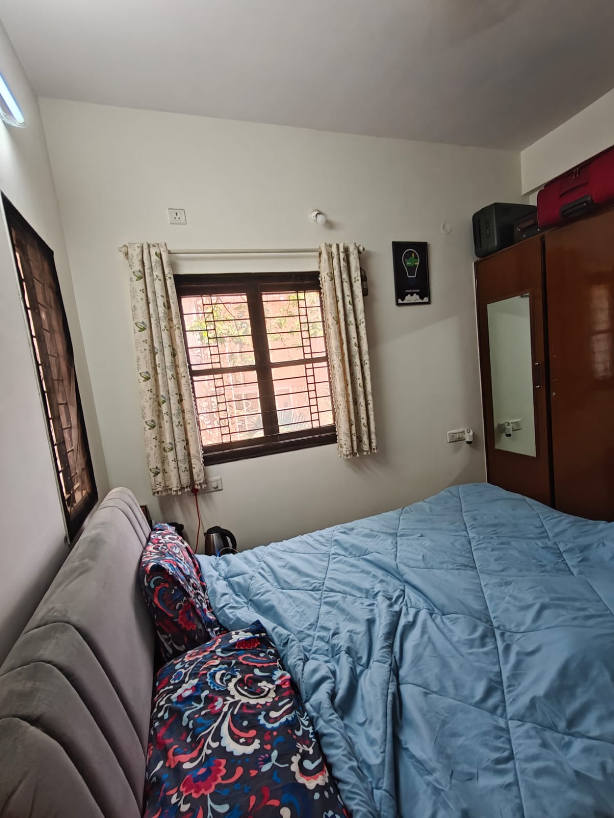 Flat in Indiranagar photo 4