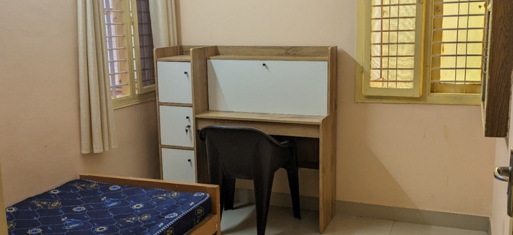 Flat in Bangalore photo 3
