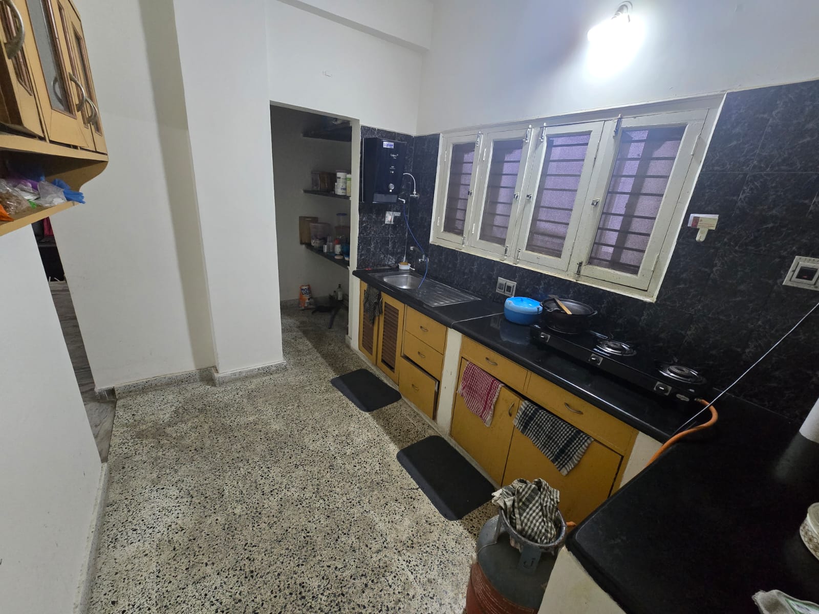 2 BHK in Koramangala photo 3