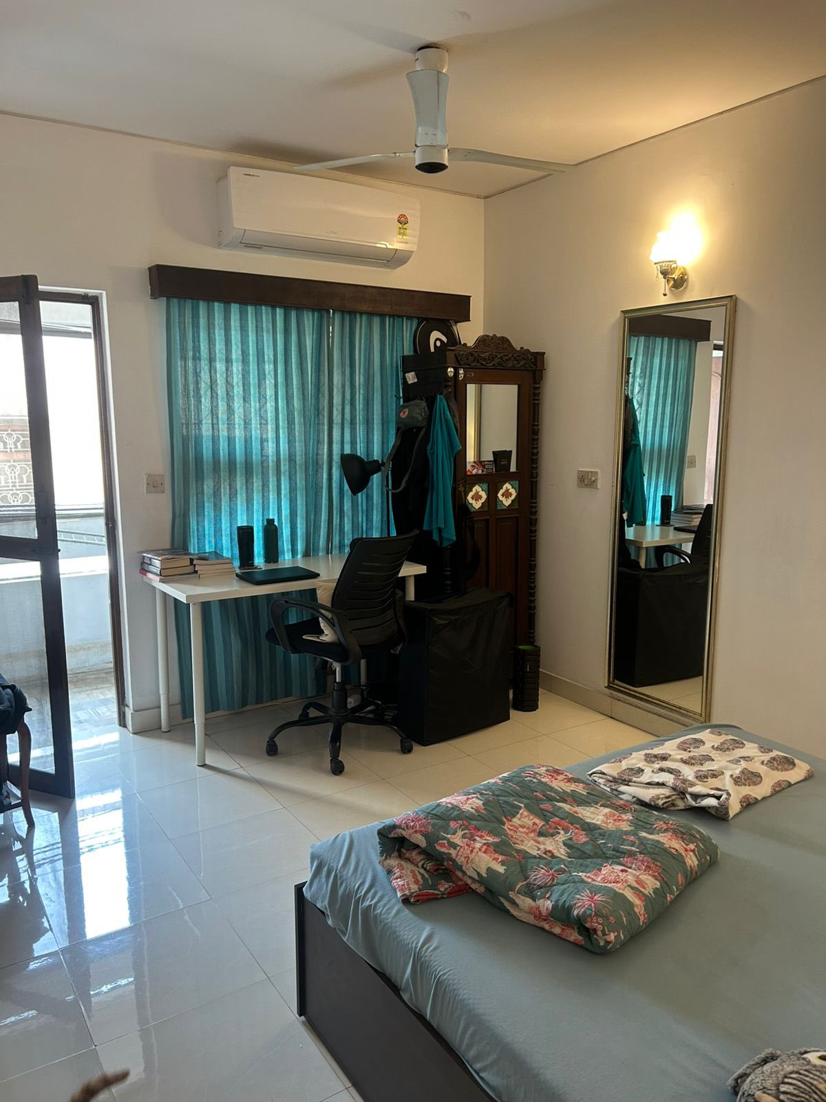 Flat in Bangalore photo 4