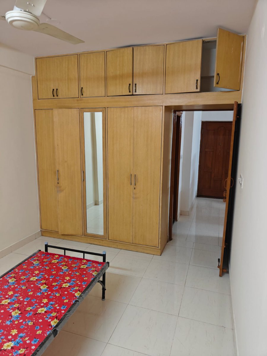 3BHK Semi-Furnished · Male Replacement