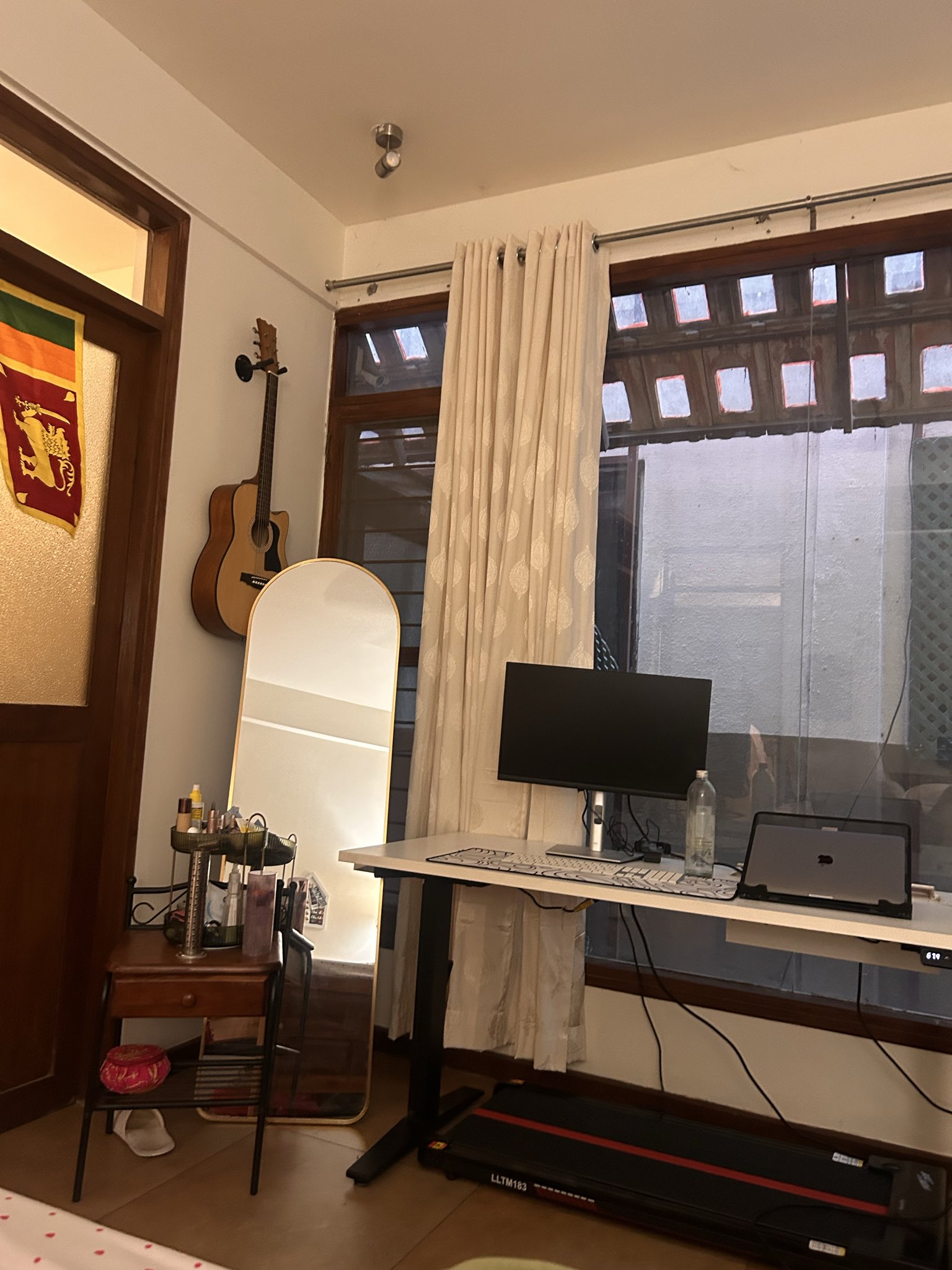Luxury 4BHK Room in Indiranagar