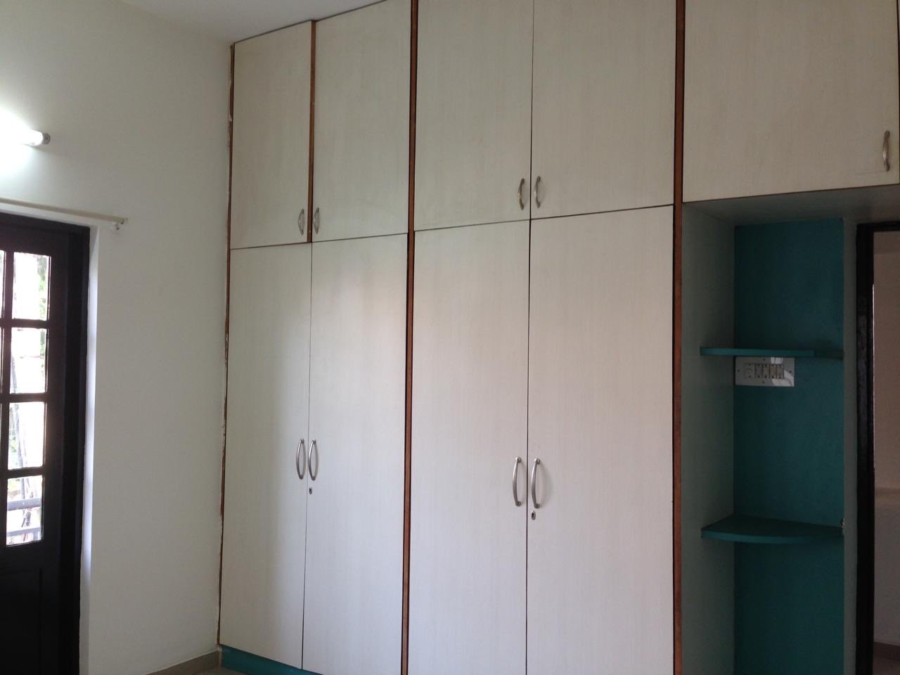 2 BHK in Koramangala photo 3